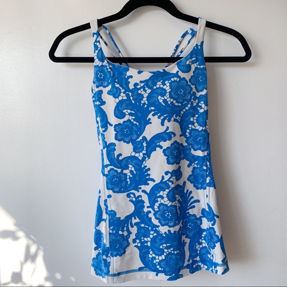 Lululemon Free to Be tank - Picture 1 of 3